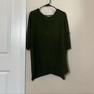 Linda Matthews New York knit top. Good condition.